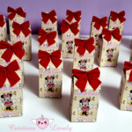 Milk Box
Minnie