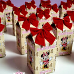 Milk Box
Minnie